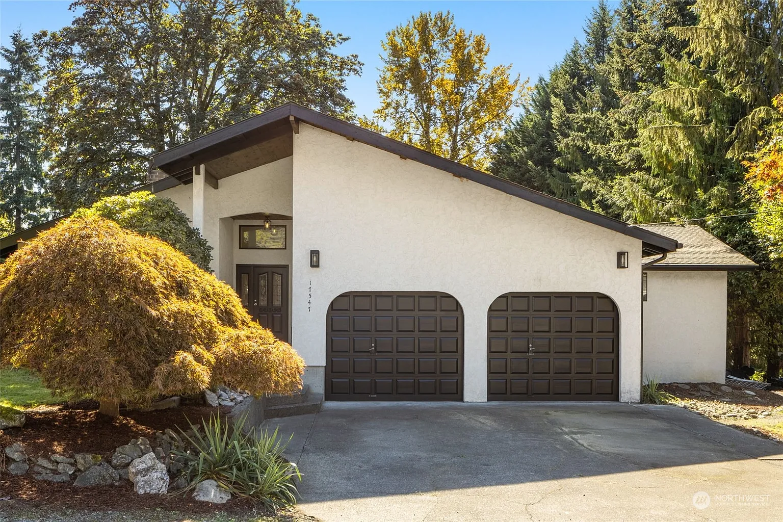 17547 SE 135th Street photo 1