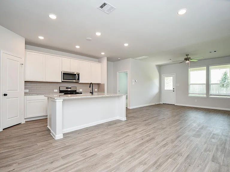 12931 California Palm Ct — Photo 10