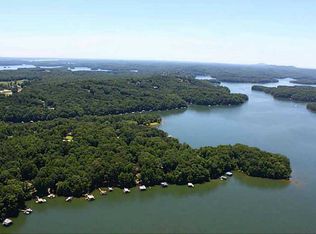 3148 Lake Ranch Dr, Gainesville, GA 30506