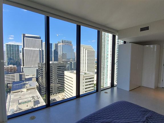 5th image of 1010 Brickell Ave Unit 2511