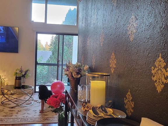 5th image of 6639 137th Ave NE #423