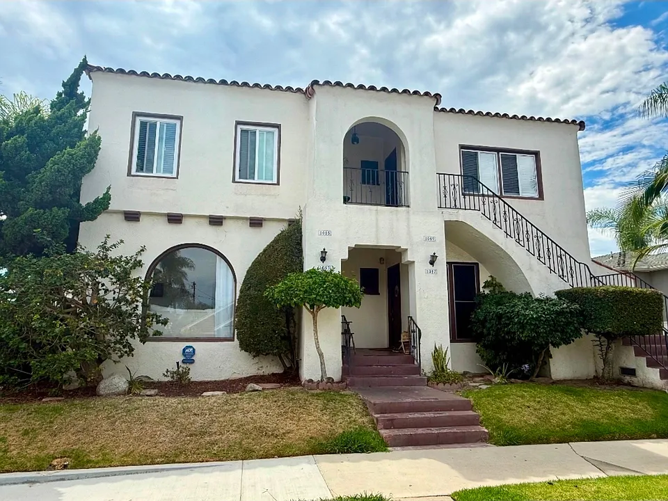 1053-1059 Mira Mar Ave #3751-3753