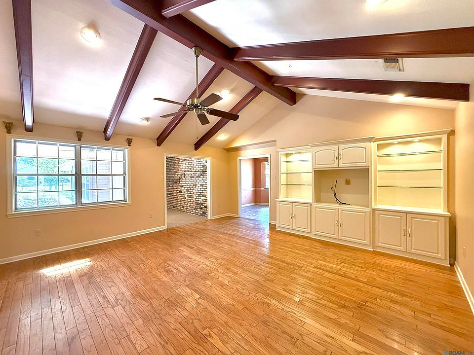 1st image of 738 Bromley Dr