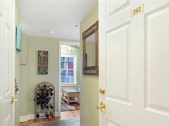 2nd image of 219 4TH AVENUE N #202