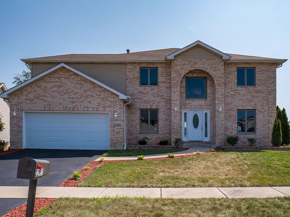 1st image of 22951 Eastbrook Dr
