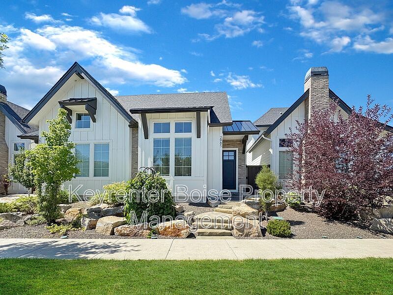 1st image of 2985 W Hidden Springs Dr