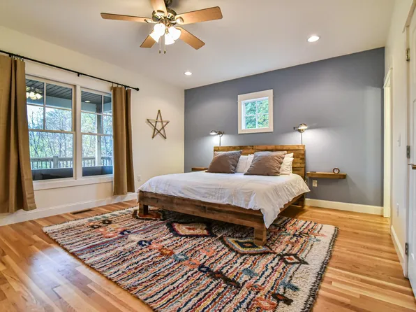 (undisclosed Address), Asheville, NC 28801