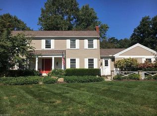 30610 Timber Ln, Bay Village, OH
