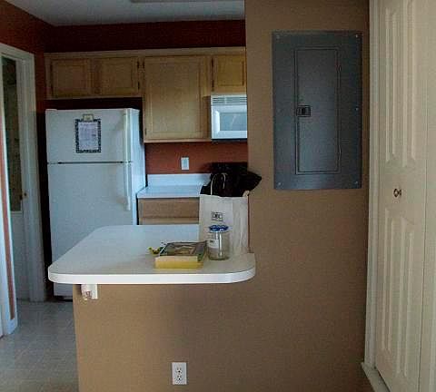 3rd image of 804 W Tahlequah St APT D