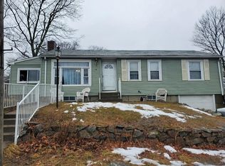 10 Kinne St, West Warwick, RI 02893