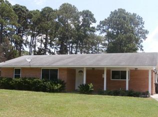 572 Kell Rd, Brunswick, GA 31525