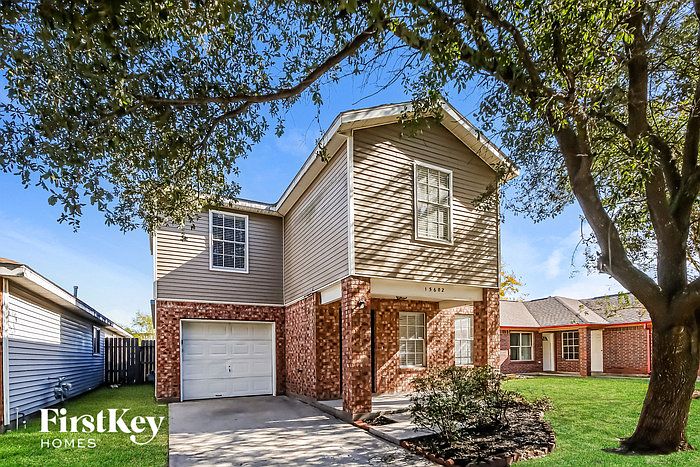 1st image of 15602 Aiken Ln