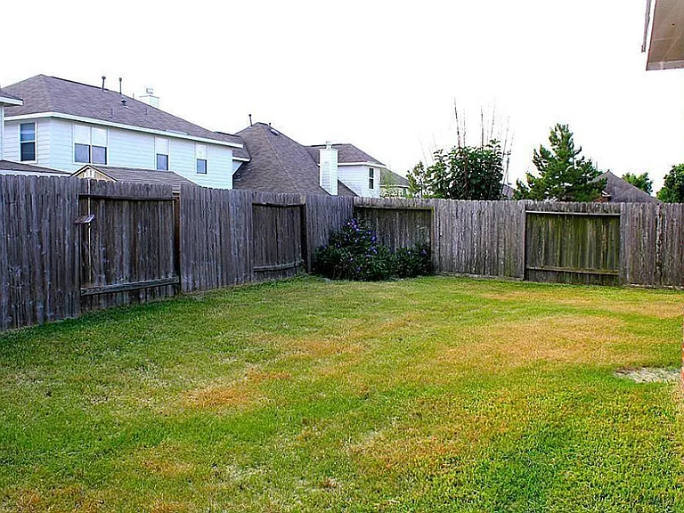 6314 Bonnie Chase Ln — Photo 24