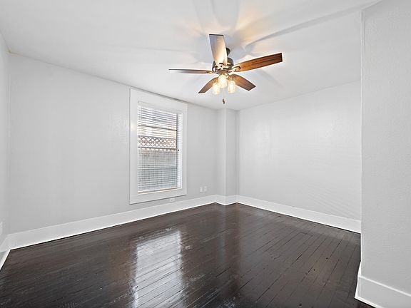 3rd image of 1012 Broadway St #1