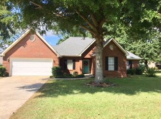 111 N Hiley Ct, Bonaire, GA 31005