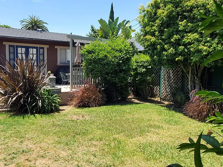 368 Gladys Ave — Photo 20