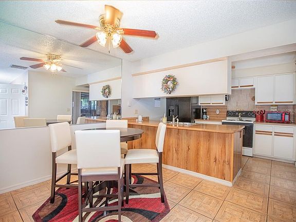 5th image of 5318 Bamboo Ct #454
