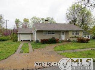222 N Locust St, Eldon, MO 65026