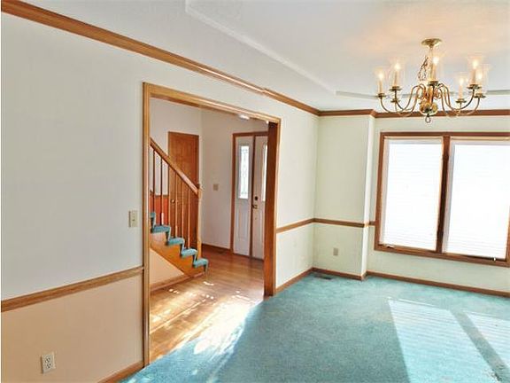 5th image of 22830 E Bradford Ct