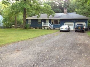 1474 Walnut Ave, Bohemia, NY 11716
