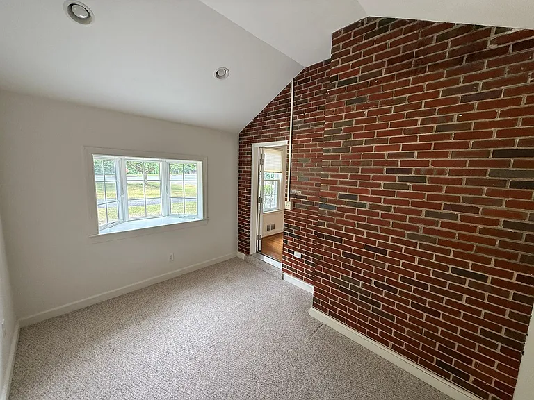 5200 Massachusetts Ave — Photo 7