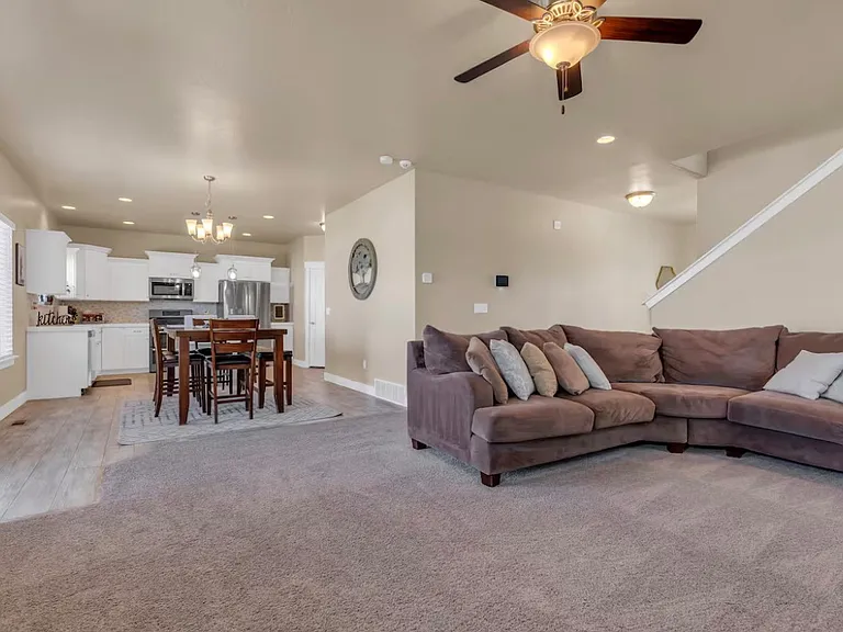 45 E 460 N — Photo 11