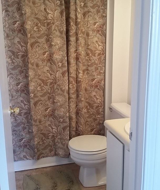 2nd image of 1436 Harbour Dr APT A