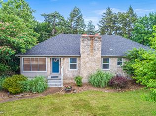 2105 Tanner Bridge Rd, Jefferson City, MO 65101