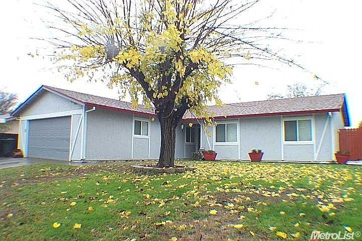 1st image of 302 Porter Dr