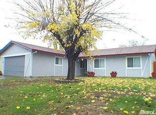 302 Porter Dr, Roseville, CA 95678