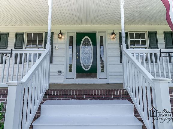 4th image of 241 Cranberry Dr