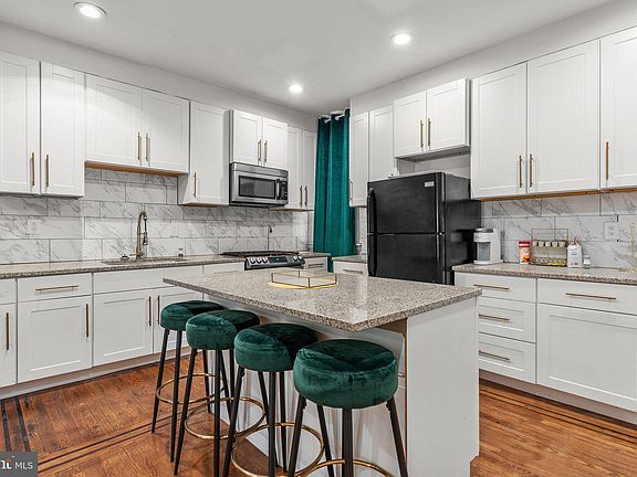 4th image of 5707 N 12th St