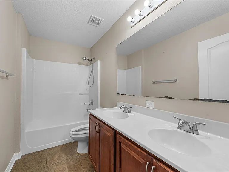 14308 NW 161st Ave — Photo 46