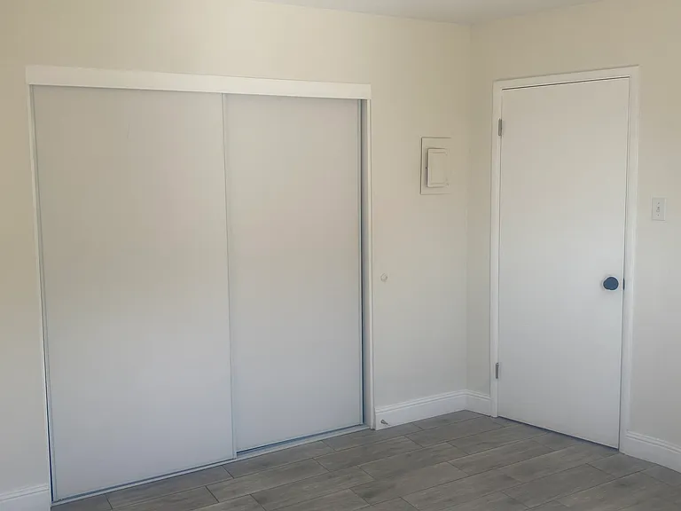 2460 Angela St #4 — Photo 18