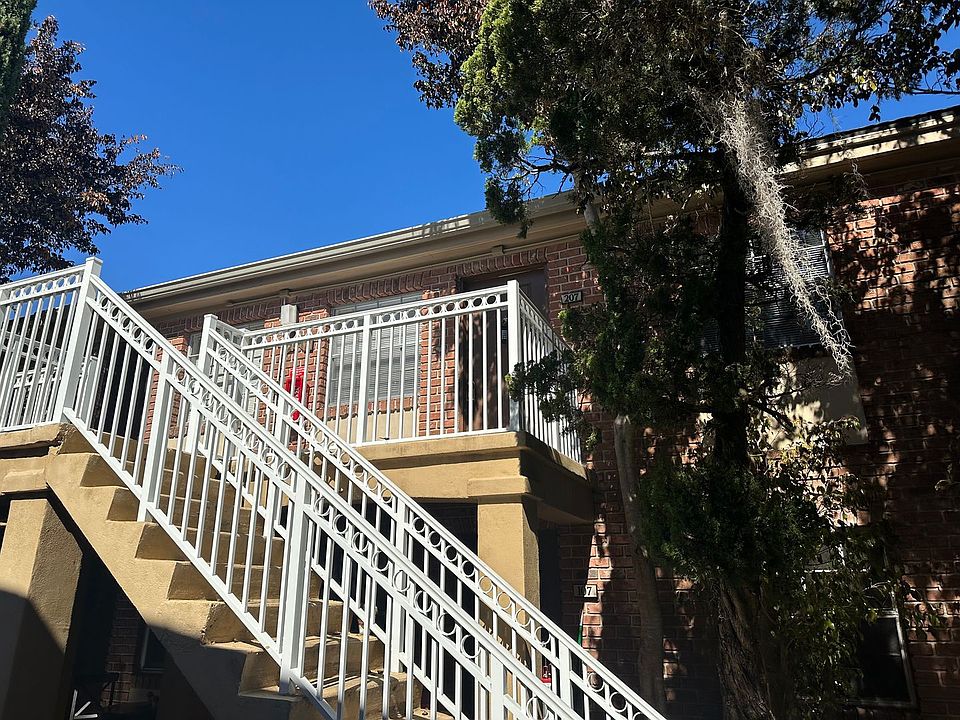 1st image of 2517 Caper Ln APT 207