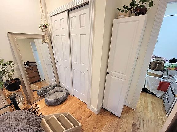 2nd image of 435 W 43rd St APT 4W
