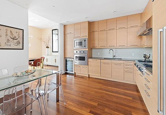5th image of 333 E 91st St Ph B
