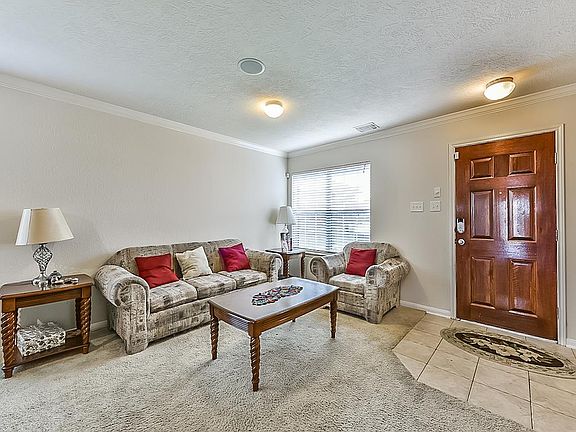 5th image of 7918 Crestbrook Manor Ln