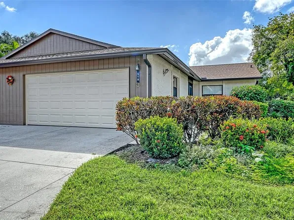 510 OAK HILL CIRCLE #9, SARASOTA, FL 34232
