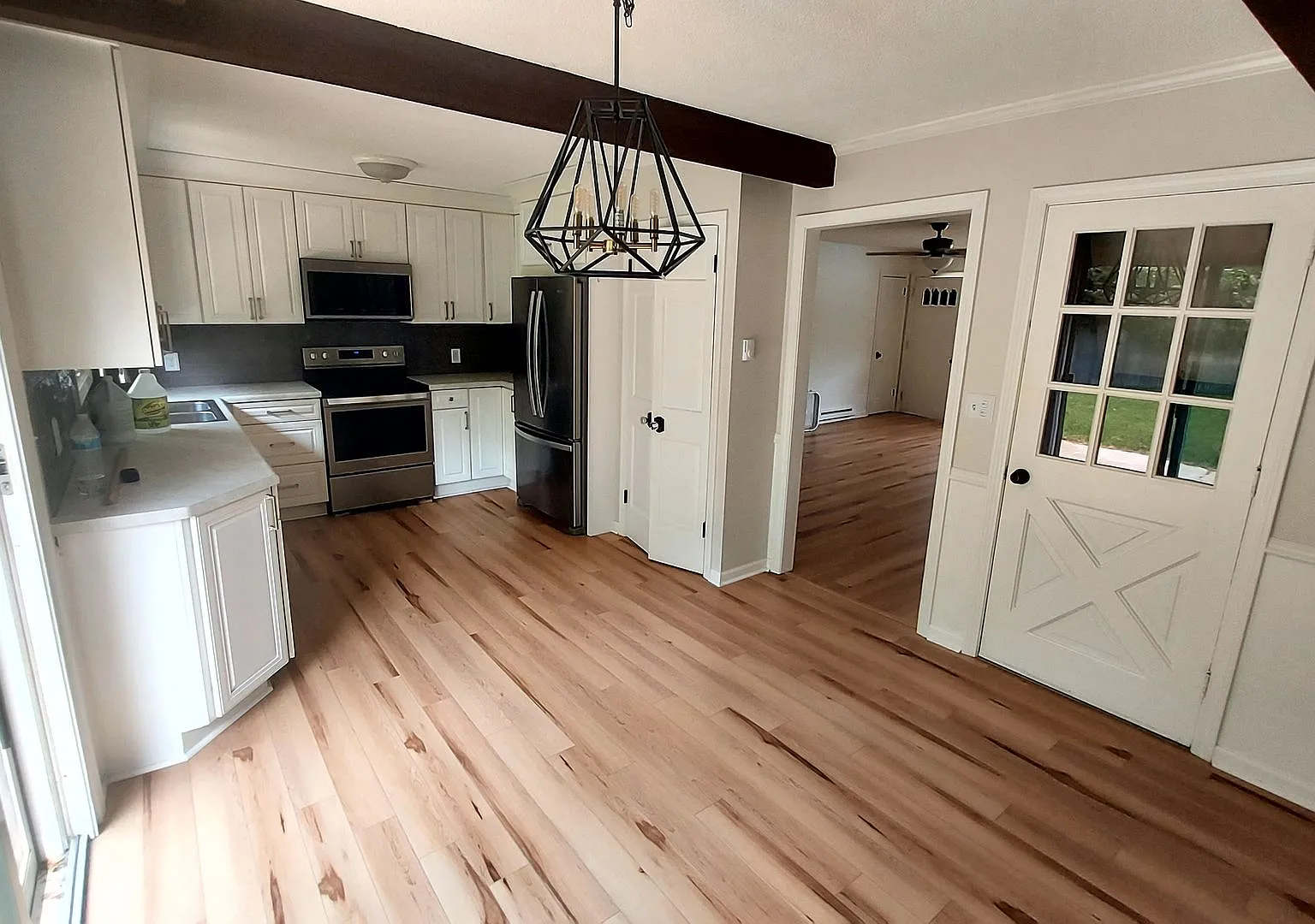 2 Bedroom 1 Bath 1025 Sqft Home Minutes to Downtown Stevensville — Photo 3