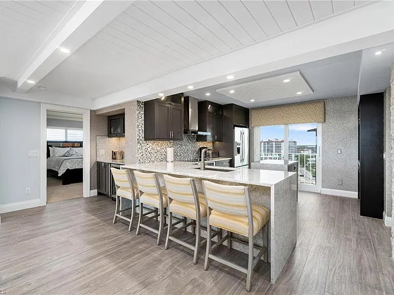 9051 Gulf Shore Dr #Penthouse 3 — Photo 11