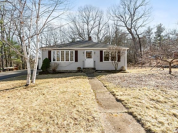 2nd image of 17 Siani Rd