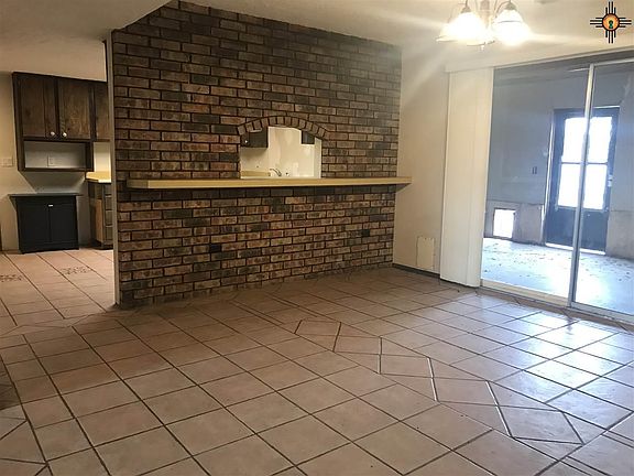 5th image of 212 Diamondhead Dr