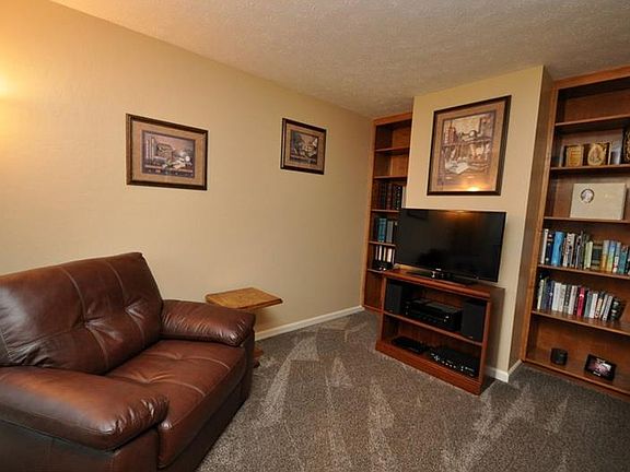 4th image of 119 Stonewood Dr