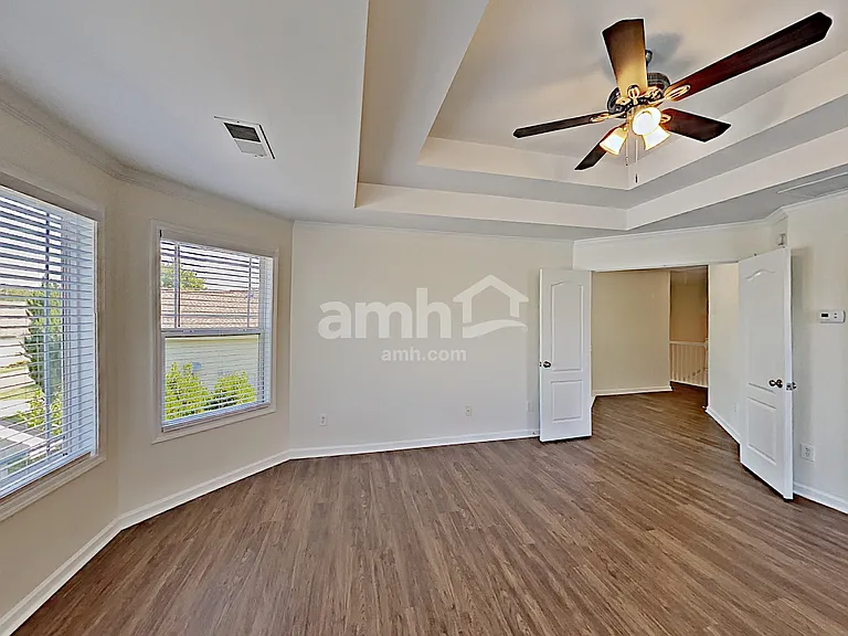 208 Harmony Lake Dr — Photo 11