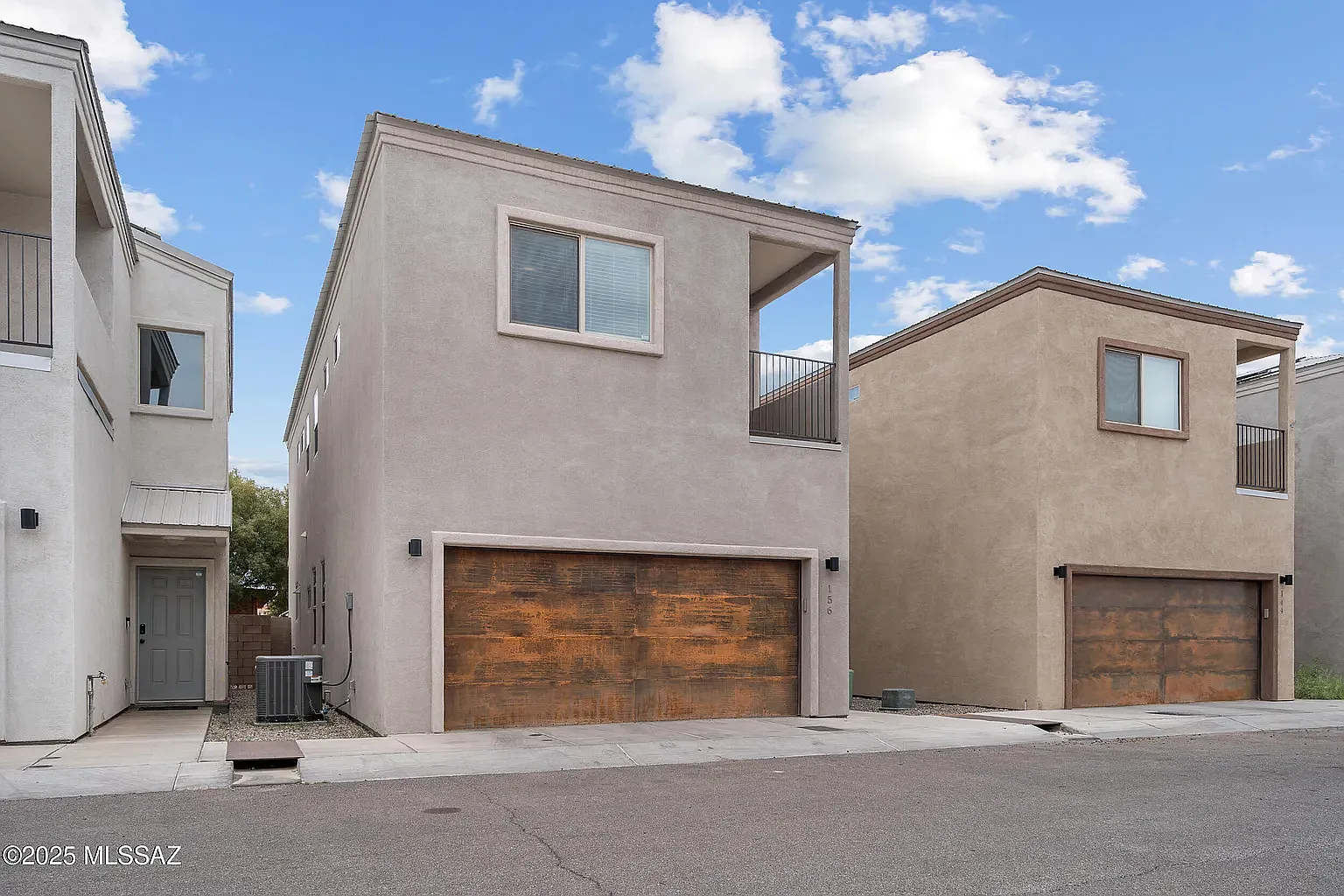 4 bed, 2062 sqft, $2,840 — Photo 2