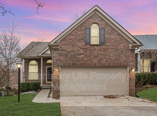 160 Greenway Ln, Lexington, KY 40511