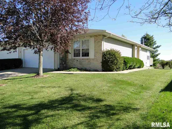 1118 Hawthorn Rdg, Macomb, IL 61455