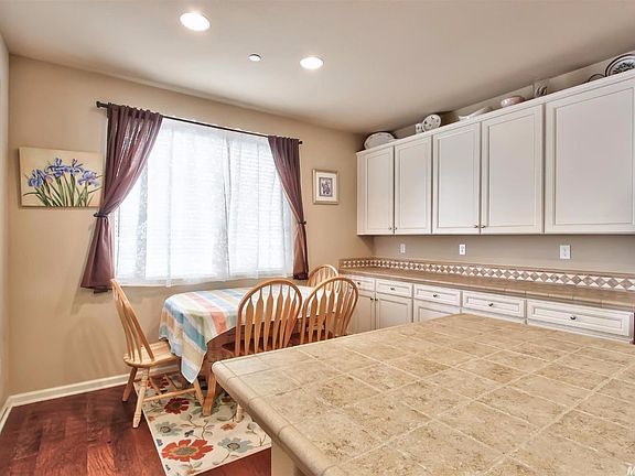 4th image of 1345 Incline Dr Unit 2