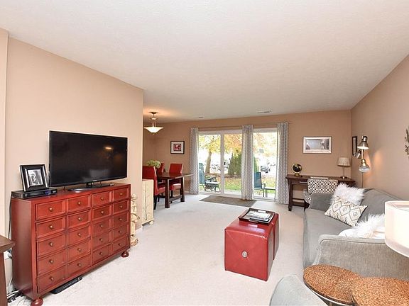 3rd image of 1851 King James Pkwy APT 116